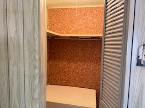 1974 RITZ Manufactured Home