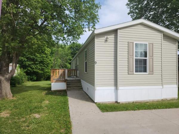2021 Champion Manufactured Home