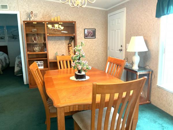 2005 Homes of Merit A17395 Mobile Home