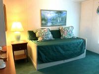 2005 Homes of Merit A17395 Mobile Home