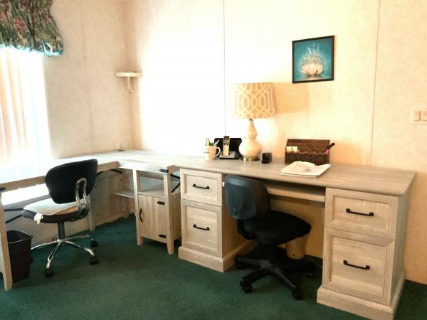 2005 Homes of Merit A17395 Mobile Home