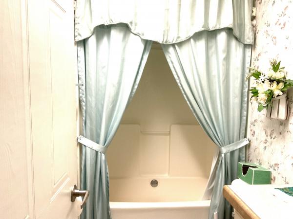 2005 Homes of Merit A17395 Mobile Home