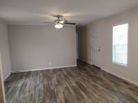 2018 Champion RA1670217 Mobile Home