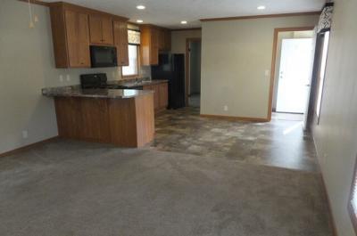 Mobile Home at 283 West Woodside Holland, OH 43528