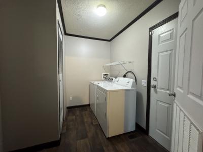 Photo 4 of 10 of home located at 494 Brookside Manor Goshen, IN 46526