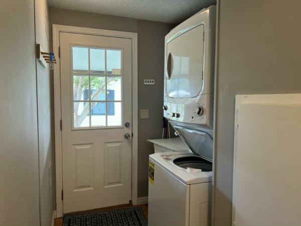 1990 Merit Manufactured Home