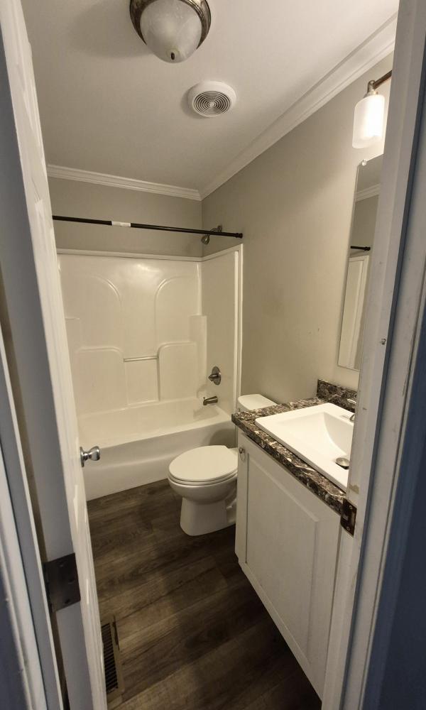 2023 Clayton Homes Inc Community Series Mobile Home