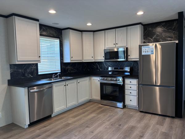 2026 clayton 96CCS16602BH26 Mobile Home
