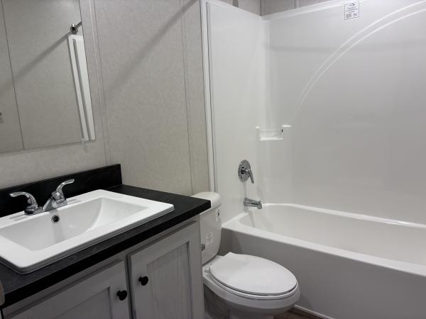 2026 clayton 96CCS16602BH26 Mobile Home