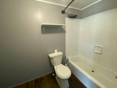 Photo 5 of 8 of home located at 7333 Pine Forest Rd #164 Pensacola, FL 32526