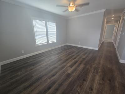 Photo 3 of 10 of home located at 233 Dunn Drive Kyle, TX 78640