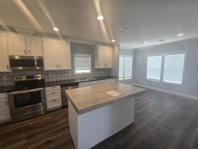 Photo 5 of 10 of home located at 233 Dunn Drive Kyle, TX 78640