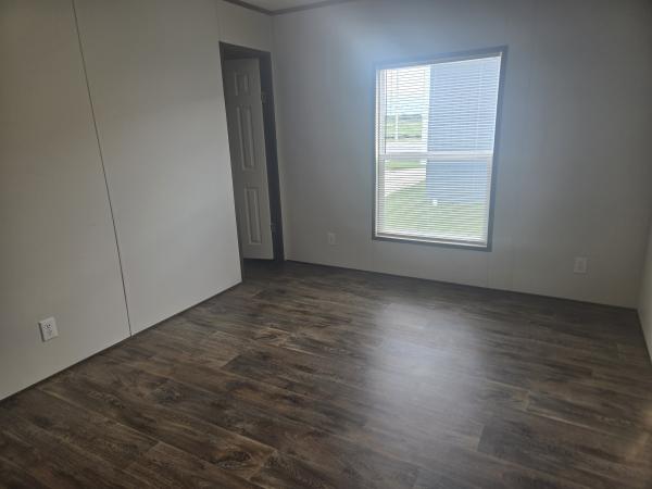 2022 Fleetwood 240WE28563x Mobile Home
