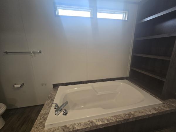 2022 Fleetwood 240WE28563x Mobile Home