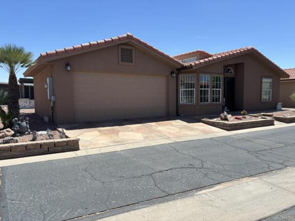 2005 CAVCO Mobile Home