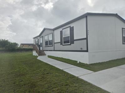 Mobile Home at 552 Mill Run Avenue Kyle, TX 78640