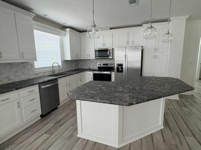 Photo 3 of 9 of home located at 1639 Voyager Drive Sarasota, FL 34234