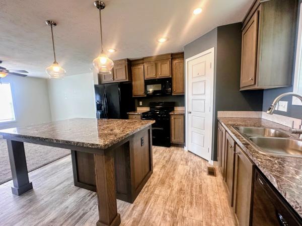 2018 Clayton Mobile Home For Sale