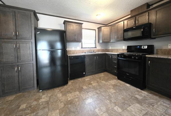 Photo 1 of 2 of home located at 474 Flamingo #323 Rochester Hills, MI 48309