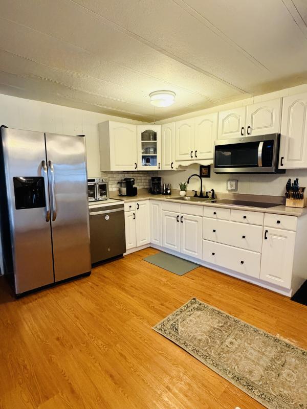 1976 PACE 2167A/B Mobile Home