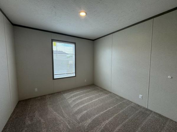 2026 Clayton 95PLH28563G Mobile Home