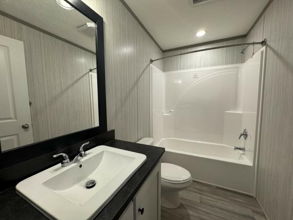 2026 Clayton 95PLH28563G Mobile Home