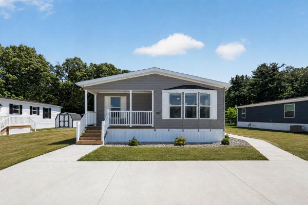 2025 Fairmont 713 430LE28523F  Home