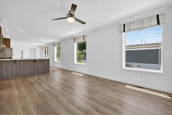 2025 Fairmont 713 430LE28523F  Home