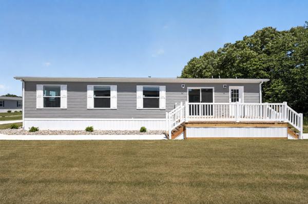 2025 Fairmont 713 430LE28523F  Home