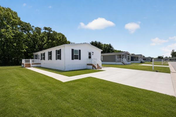 2025 Clayton 715 95PLH28563HH26  Home