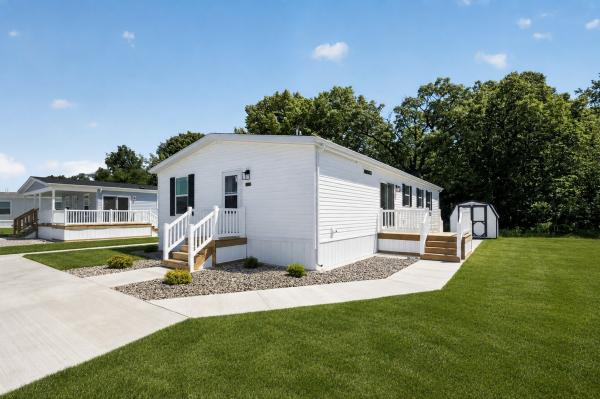 2025 Clayton 715 95PLH28563HH26  Home