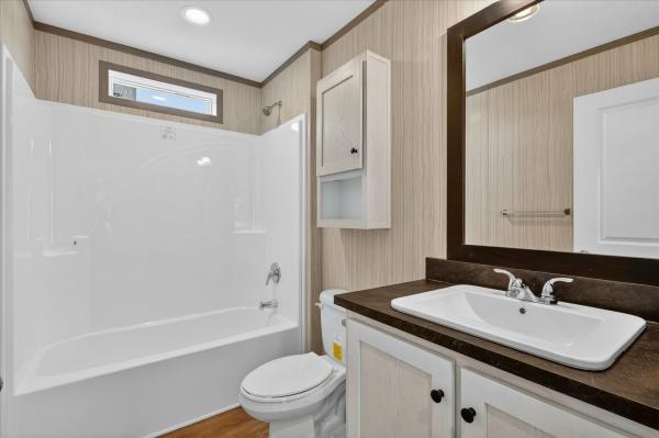 2025 Clayton 715 95PLH28563HH26  Home