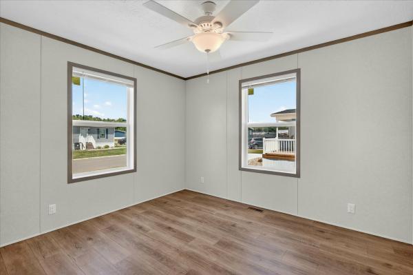 2025 Clayton 715 95PLH28563HH26  Home