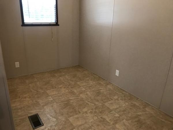 2016 Redman 1670202RA Mobile Home