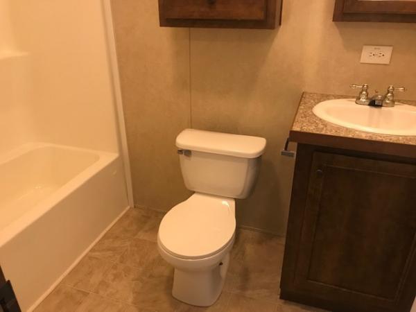 2016 Redman 1670202RA Mobile Home