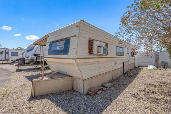 1984 NOMA Manufactured Home
