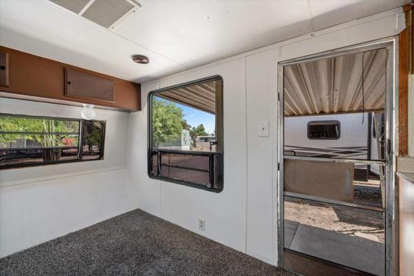 1984 NOMA Manufactured Home