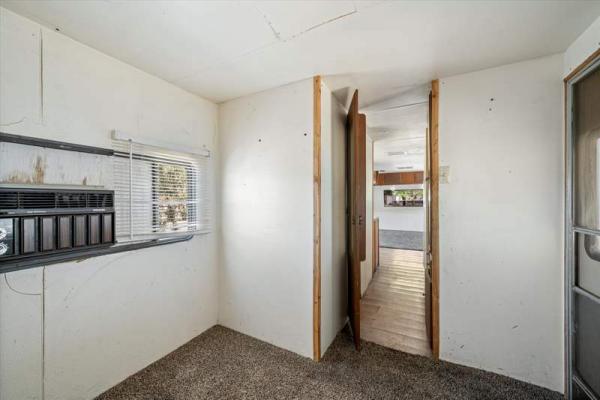 1984 NOMA Manufactured Home