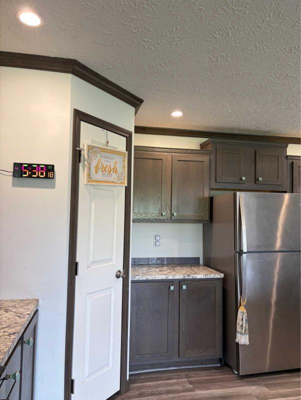 2021 Fairmont Homes LLC Mobile Home
