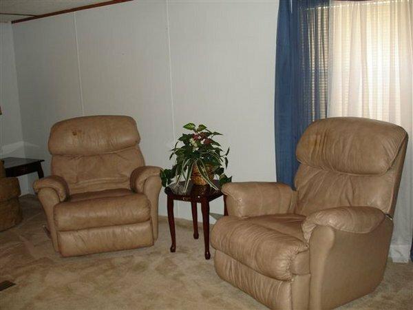 1987 CLAR Manufactured Home