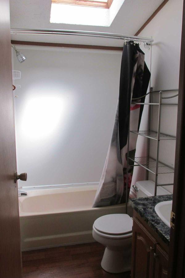 1999 Holly Park Glenmore Mobile Home