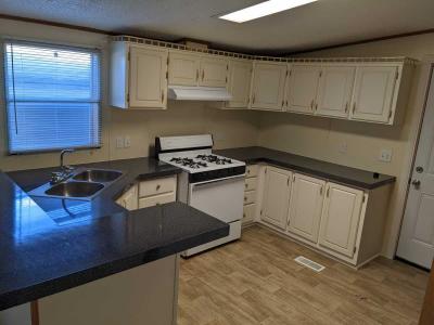 Photo 2 of 4 of home located at 631 Briarwood Drive Adrian, MI 49221