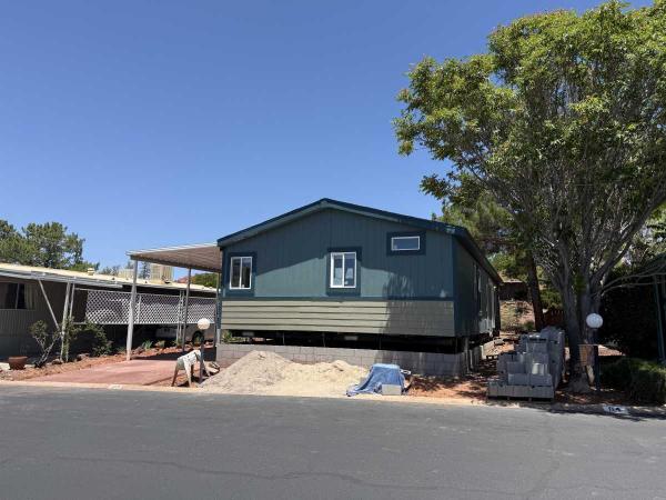  Mobile Home For Sale