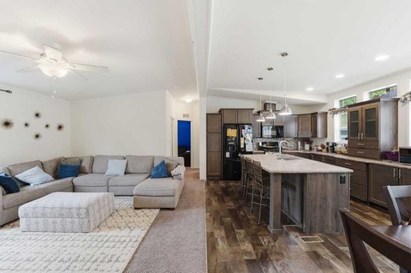 2019 Midcountry West Lake Mobile Home