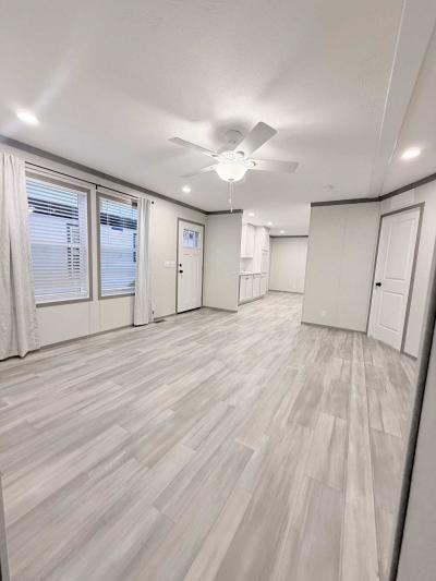 Photo 5 of 8 of home located at 4000 E 134th Street #1002 Chicago, IL 60633
