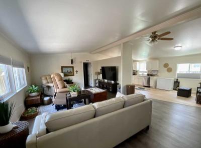 Photo 5 of 32 of home located at 34 Cabernet Parkway Reno, NV 89512