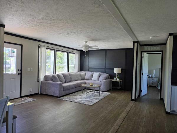 2026 Clayton Home 5628-5793 Breeze 56 Mobile Home