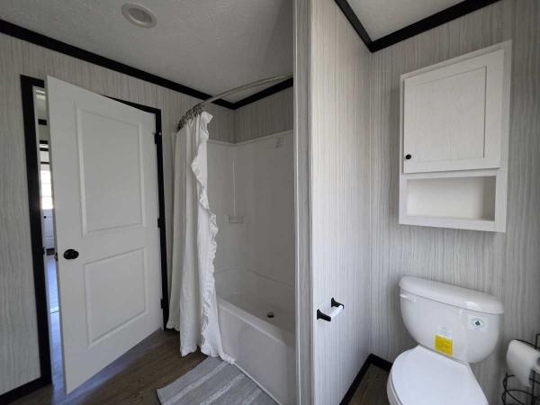 2026 Clayton Home 5628-5793 Breeze 56 Mobile Home
