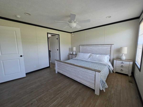 2026 Clayton Home 5628-5793 Breeze 56 Mobile Home