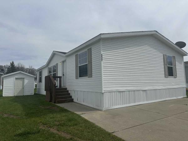 Photo 1 of 2 of home located at 3927 Sycamore Jackson, MI 49201